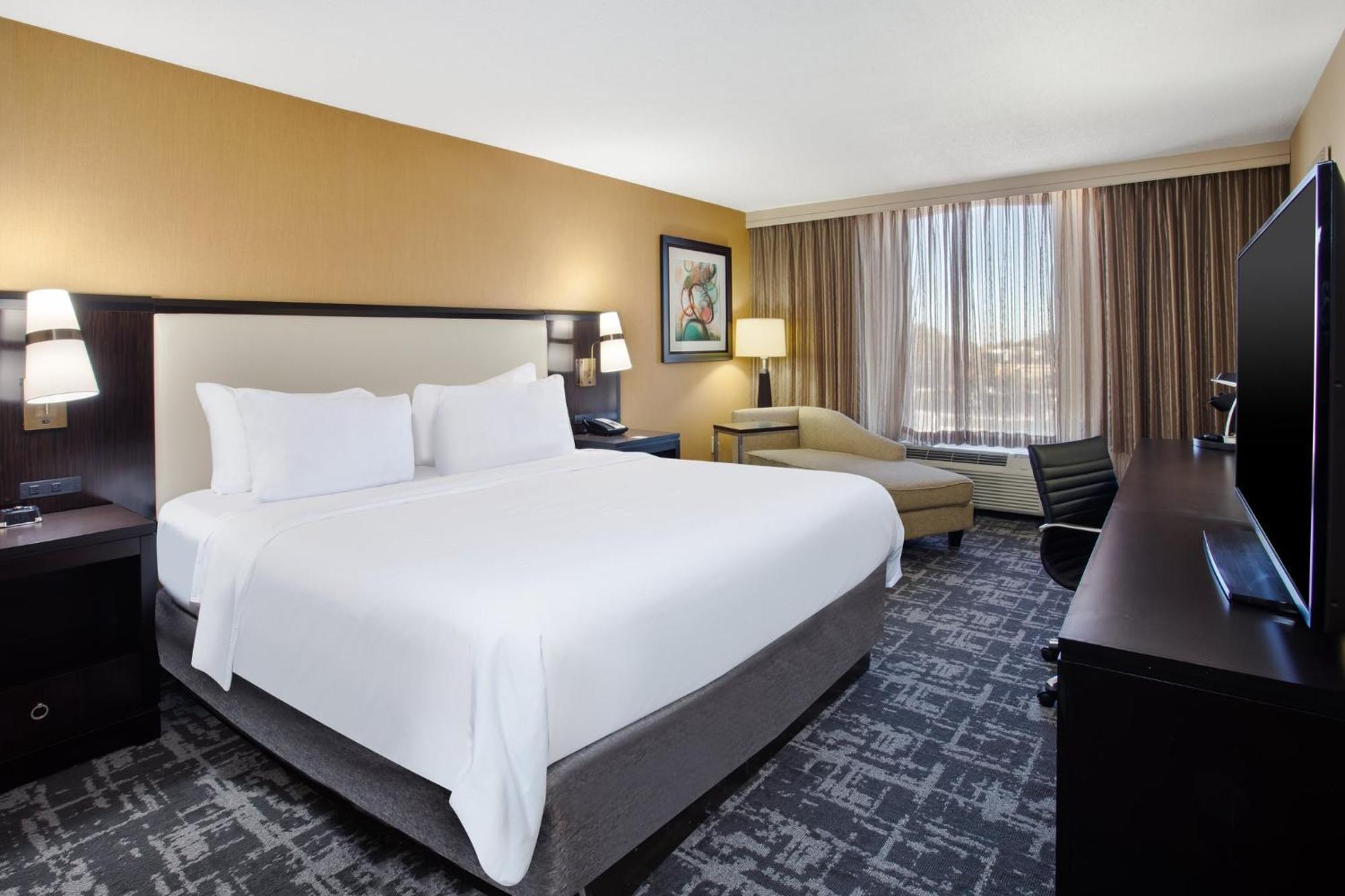 Crowne Plaza Greenville By Ihg Exteriér fotografie